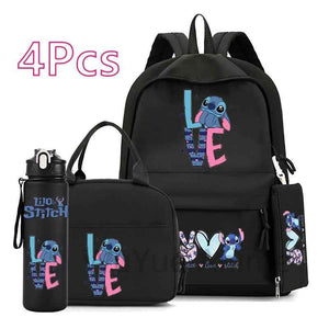 La Rentrée en Mode Aventurier Intergalactique avec le Sac à dos Stitch Intergalactique